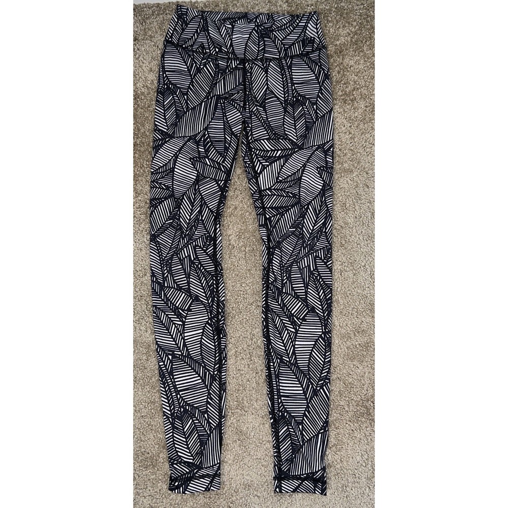 Lululemon Athletica Wunder Under Banana Leaf Print Leggings Black White Size 4